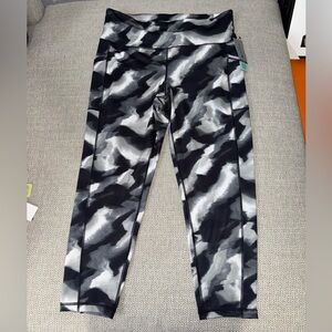 NWT ID Ideology high rise leggings